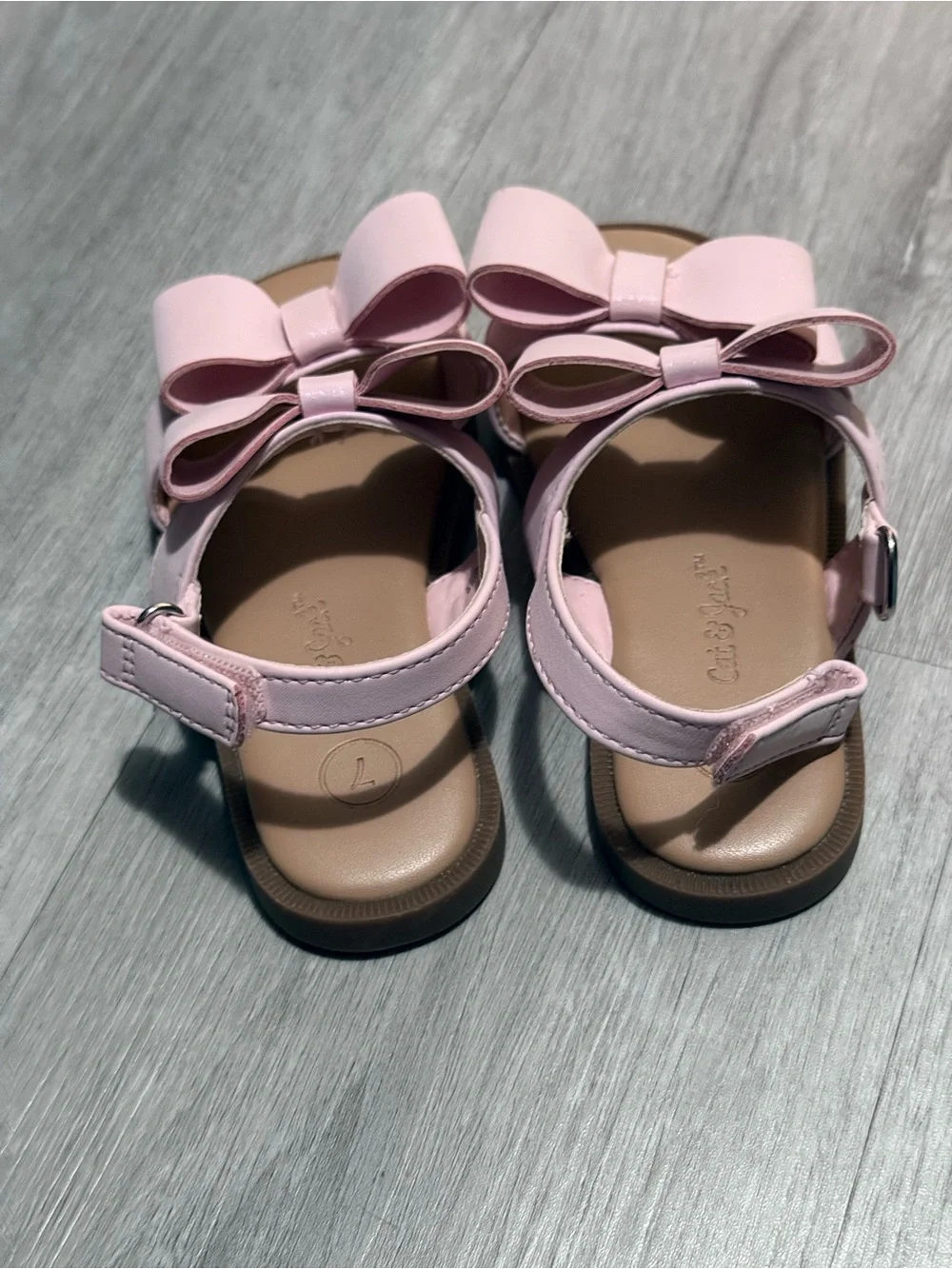 Cat & Jack Light Pink Bow Sandals for Girls